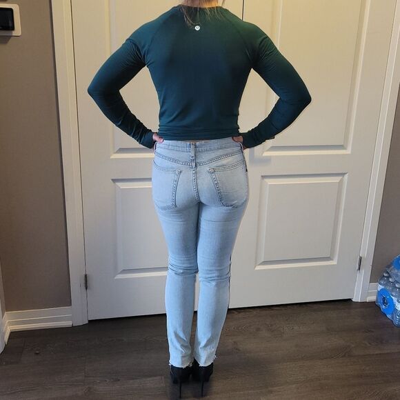 * RAG & BONE low rise faded distressed jeans Final Discount - Picture 2 of 8